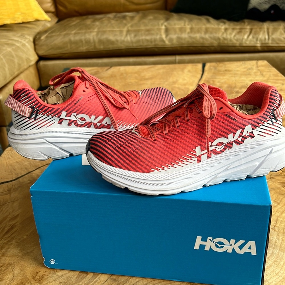 HOKA, One One, W Rincon 2 Coral, Women’s SZ 7.5